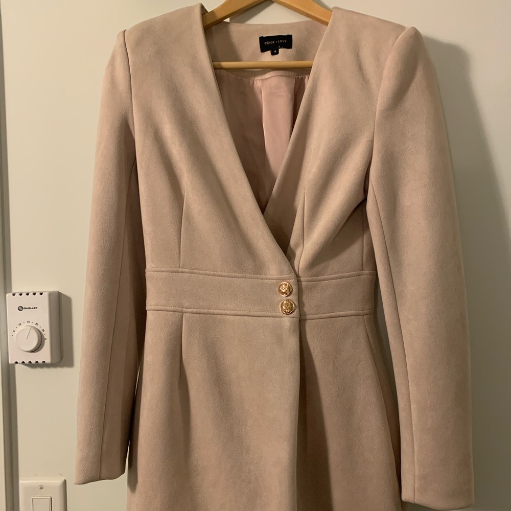 Suite dress
